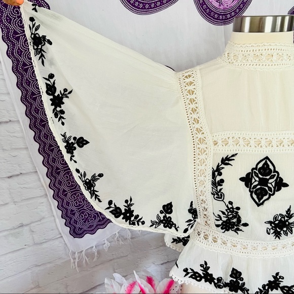 Free People Embroidered Blouse - Picture 6 of 16